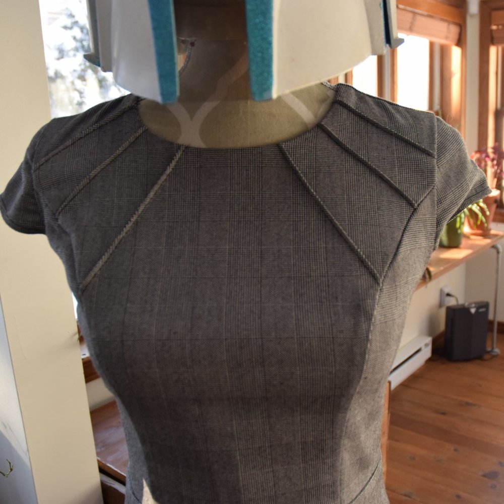 Work dress - Picture 3 of 7